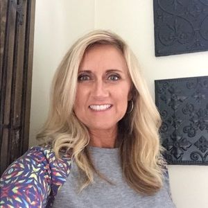 Meet your Posher, Paula